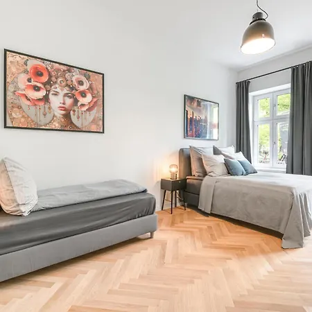 Apartmán The Bornholmer, Spacious 100m2, Ideal For Groups & Families, 2br, Huge Living Room, 4 - 8 Guests