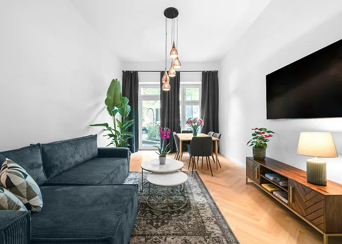 The Bornholmer, Spacious 100m2, Ideal For Groups & Families, 2br, Huge Living Room, 4 - 8 Guests 公寓 *